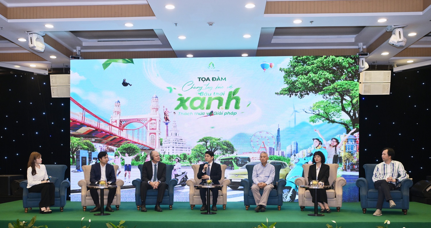 C&aacute;c chuy&ecirc;n gia h&agrave;ng đầu trong v&agrave; ngo&agrave;i nước c&ugrave;ng thảo luận về những giải ph&aacute;p bảo vệ m&ocirc;i trường kh&ocirc;ng kh&iacute;.