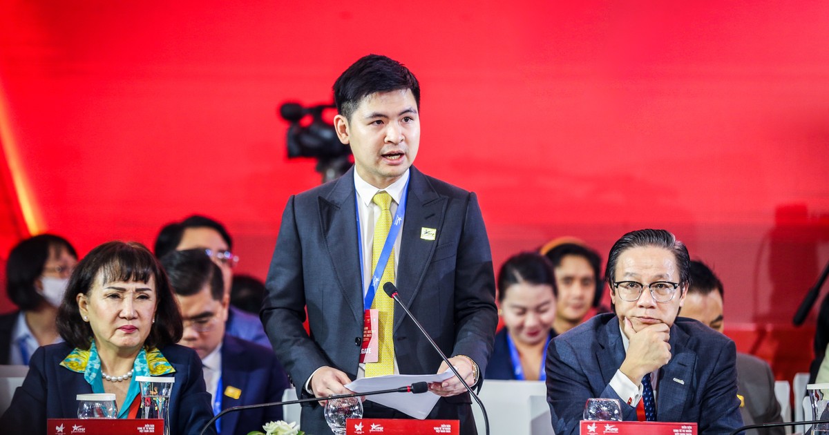 &Ocirc;ng Đỗ Vinh Quang n&ecirc;u nh&oacute;m đề xuất tại Phi&ecirc;n đối thoại cấp cao Diễn đ&agrave;n Kinh tế tư nh&acirc;n Việt Nam 2025.