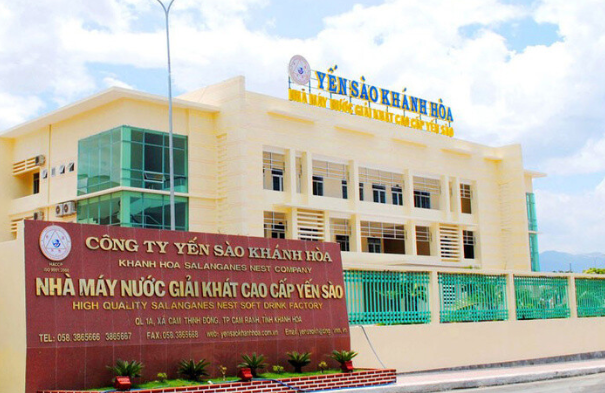 Nước giải kh&aacute;t yến s&agrave;o Kh&aacute;nh H&ograve;a nợ người lao động hơn 93 tỷ đồng