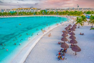 Đặc quyền &ldquo;ở phố, sống biển&rdquo; k&eacute;o h&agrave;ng vạn người t&igrave;m về c&aacute;c đại đ&ocirc; thị biển Vinhomes để an cư