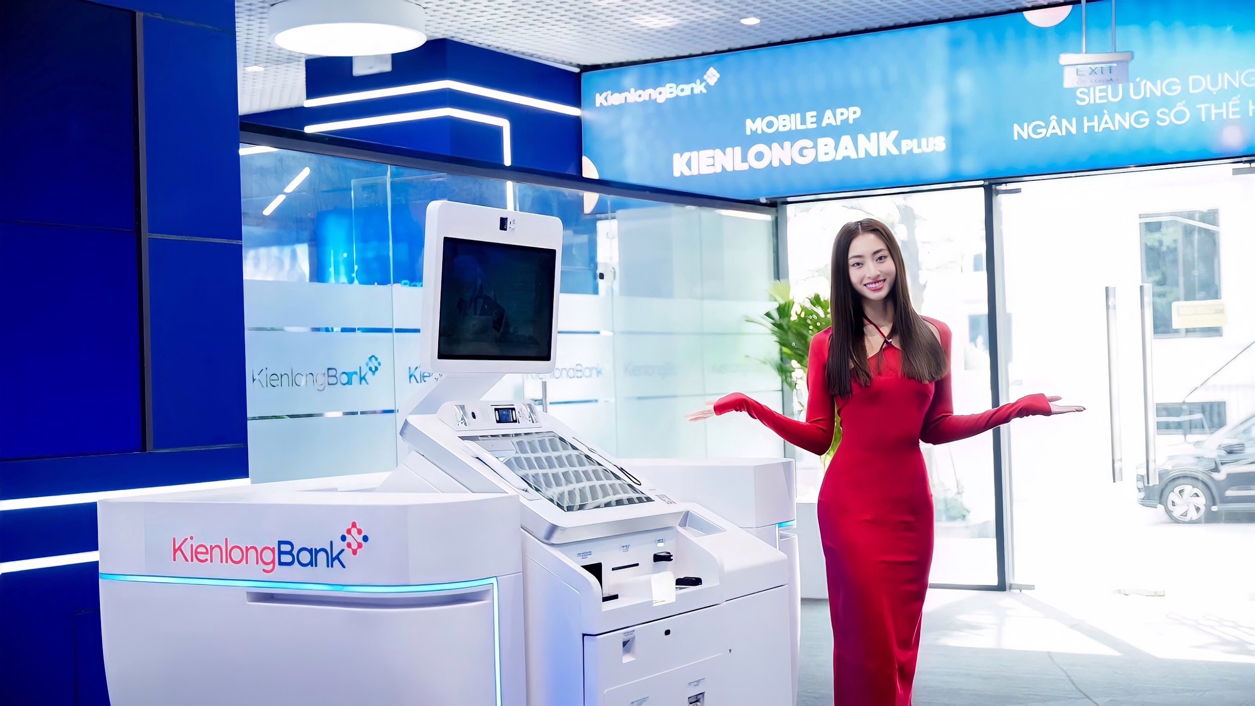 M&aacute;y STM l&agrave; 1 trong 4 điểm cộng đắt gi&aacute; nhất tại Sunshine City trong mắt n&agrave;ng hậu Lương Th&ugrave;y Linh