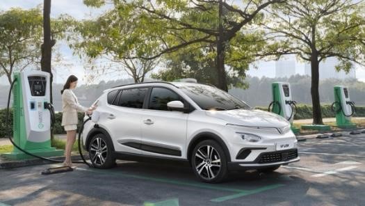 Hệ thống “trạm sạc toàn dân” của V-GREEN củng cố ngôi vương của hãng xe số 1 thị trường VinFast    - Ảnh 2