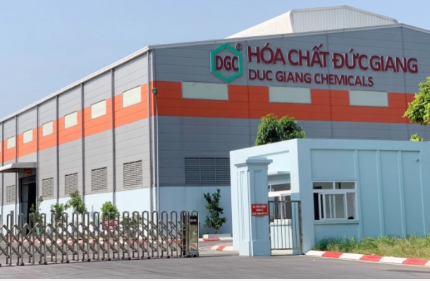 Li&ecirc;n tiếp bị xử phạt v&igrave; vi phạm luật m&ocirc;i trường, Tập đo&agrave;n H&oacute;a chất Đức Giang đang kinh doanh ra sao?