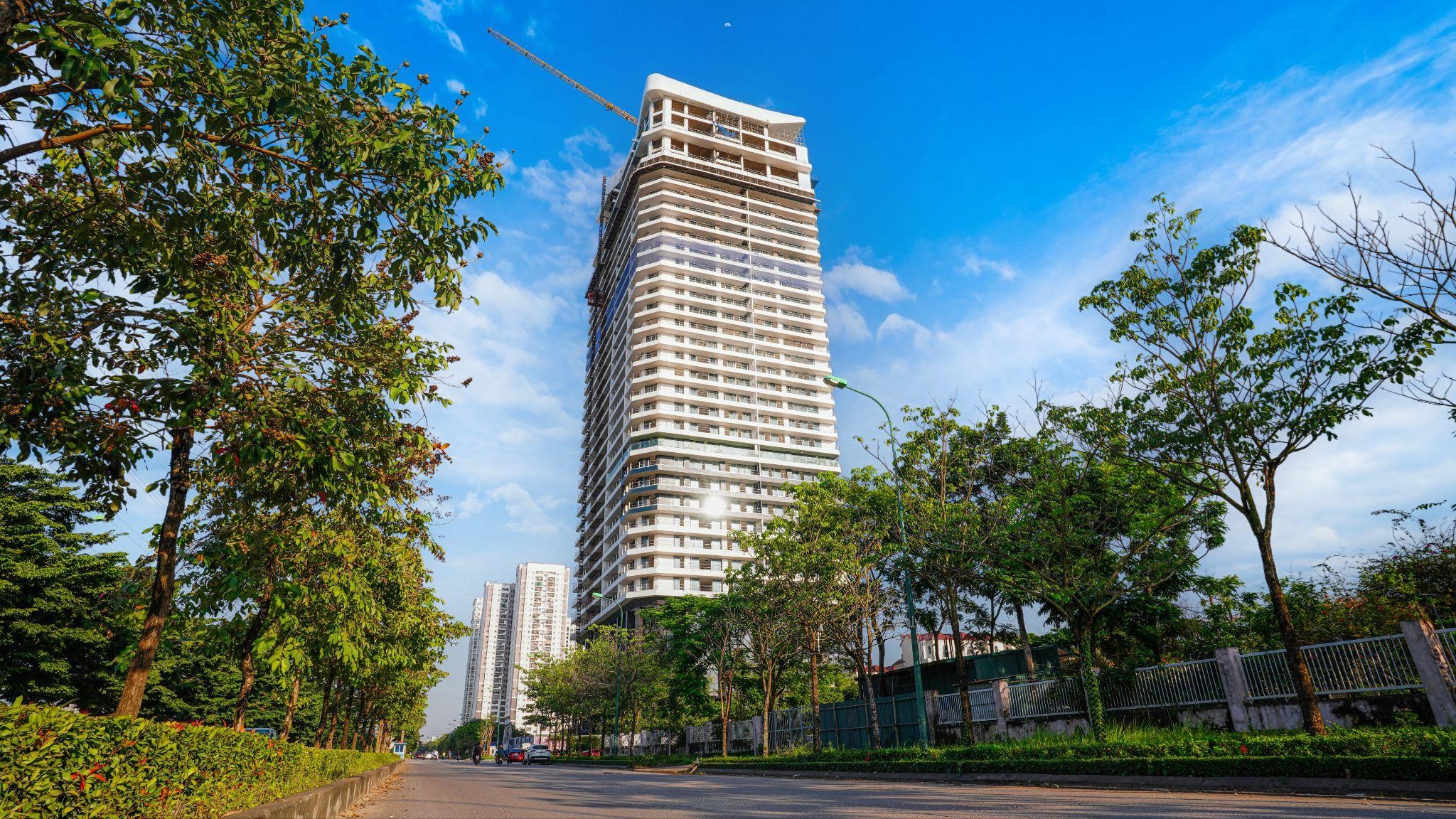 Sunshine Golden River - Tổ hợp Shophouse thấp tầng v&agrave; căn hộ chung cư hạng sang 100% sở hữu vườn ban c&ocirc;ng rộng nhất KĐT Nam Thăng Long - Ciputra nằm trong danh s&aacute;ch được b&aacute;n cho người nước ngo&agrave;i