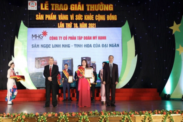 B&agrave; chủ Tập đo&agrave;n Mỹ Hạnh từng nhận nhiều giải thưởng