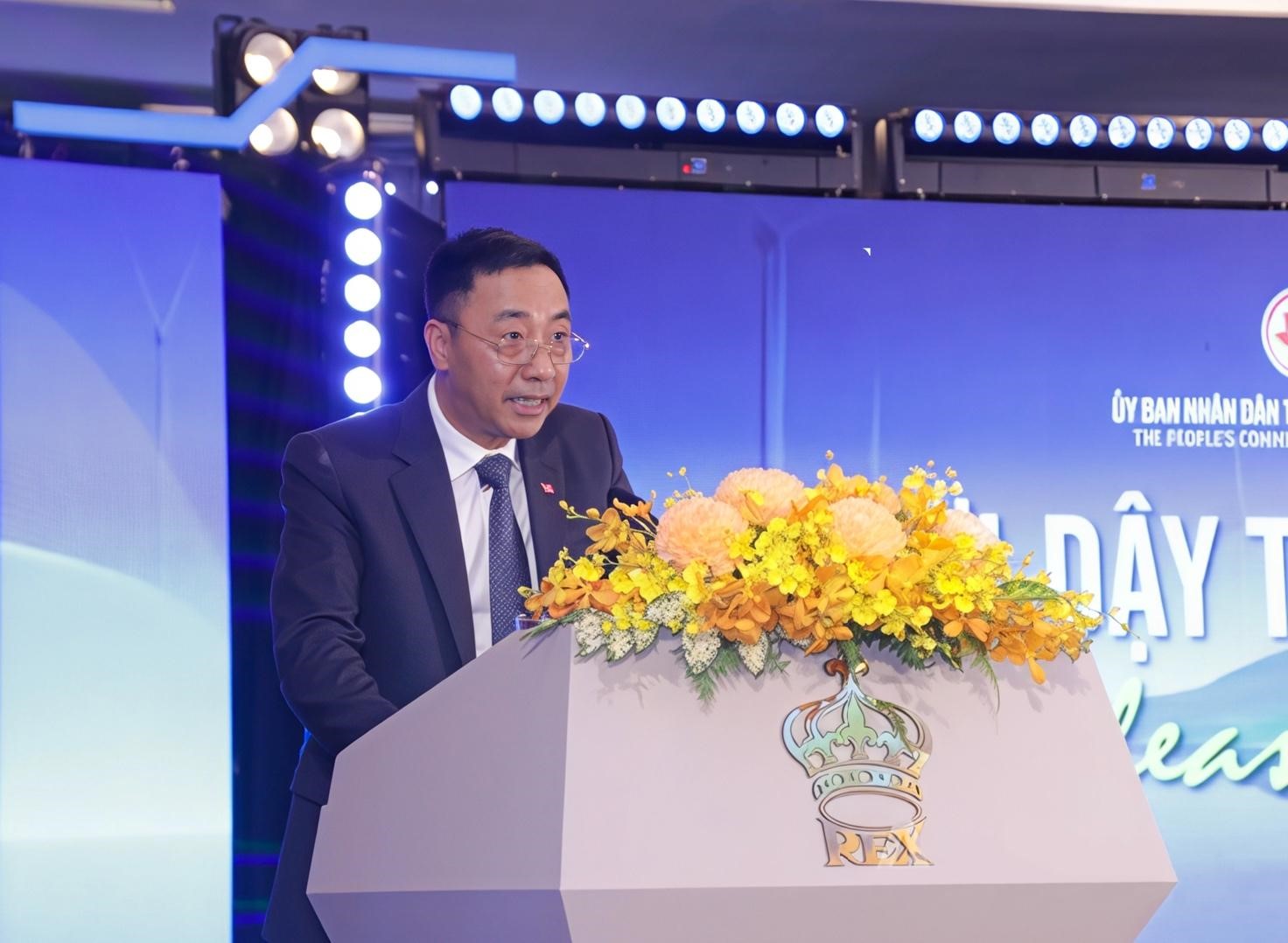 &Ocirc;ng Nguyễn Anh Tuấn, Ph&oacute; Tổng Gi&aacute;m đốc T&amp;T Group ph&aacute;t biểu tại hội nghị.