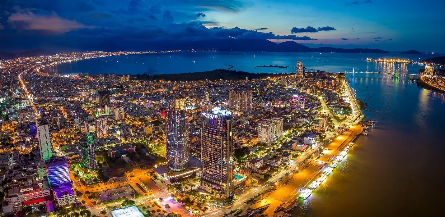 Đ&agrave; Nẵng đang chứng tỏ sức h&uacute;t tr&ecirc;n bản đồ d&ograve;ng tiền. Ảnh: ROX