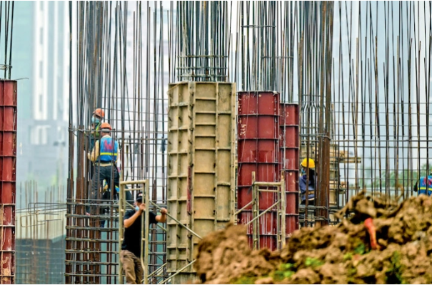 Bức tranh t&#224;i ch&#237;nh doanh nghiệp x&#226;y dựng: Gạt phấn son, nh&#236;n con số thật - Ảnh 1