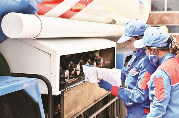 Thủ tướng lệnh c&#226;y xăng dầu phải xuất ho&#225; đơn điện tử ngay trong 12/2023 - Ảnh 1