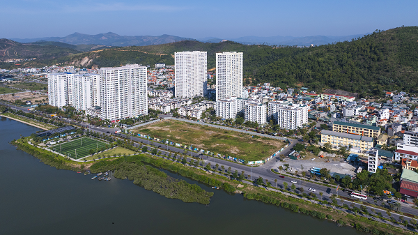 Imperia Holiday Hạ Long tọa lạc tr&ecirc;n &ldquo;vị tr&iacute; v&agrave;ng&rdquo; tại Hạ Long. Nguồn MIK Group