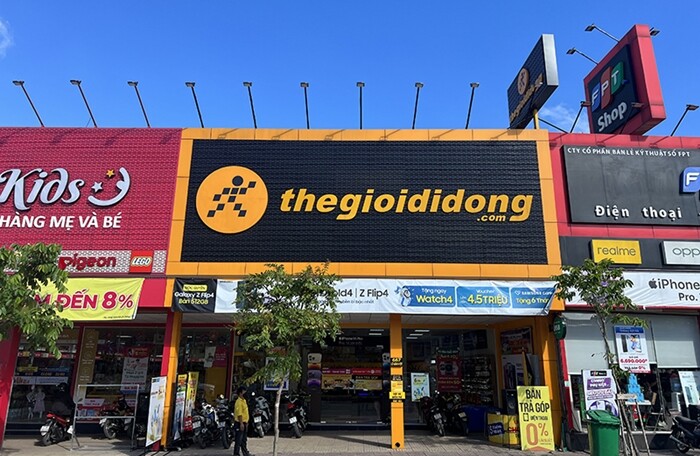 Một năm của cổ phiếu b&aacute;n lẻ: Người l&ecirc;n đỉnh lịch sử, kẻ ph&aacute; đ&aacute;y 3 năm