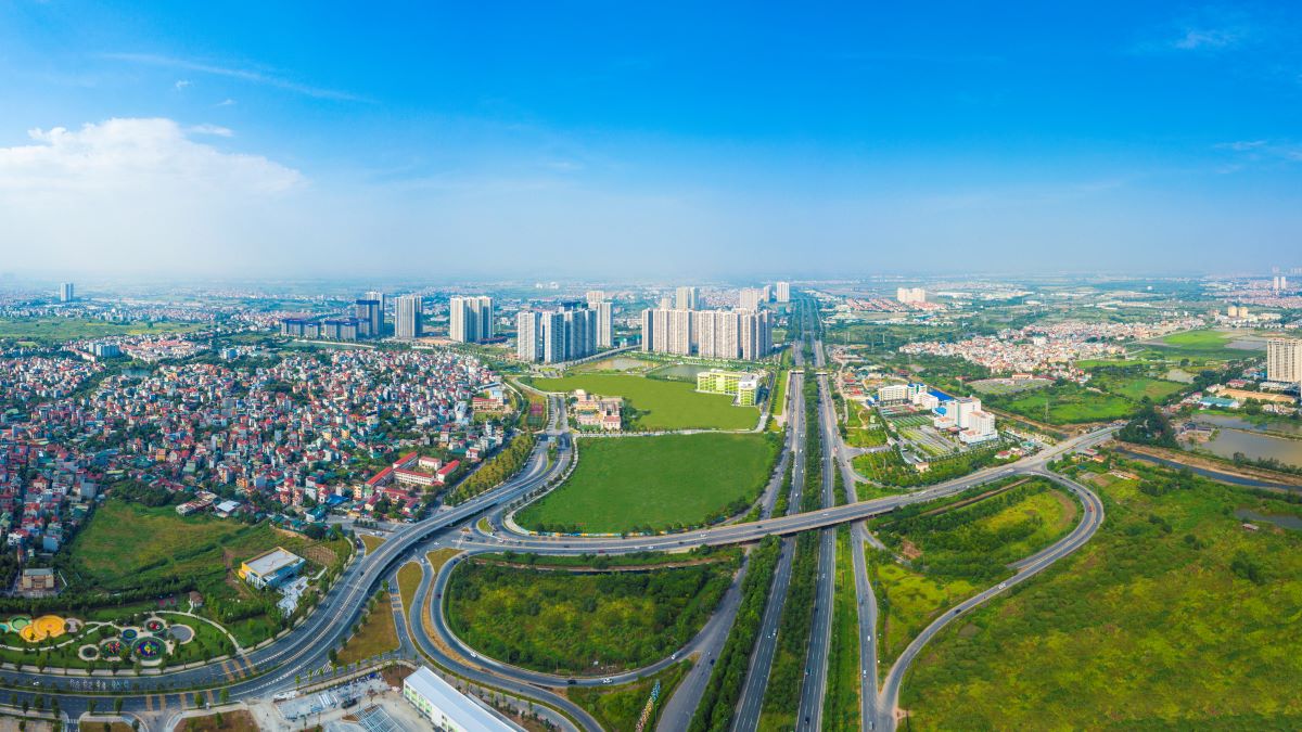 Khu T&acirc;y H&agrave; Nội dẫn dắt thị trường bất động sản bản lẻ bởi h&agrave;ng loạt hạ tầng kết nối trung t&acirc;m v&agrave; c&aacute;c v&ugrave;ng phụ cận (Ảnh: Vinhomes)