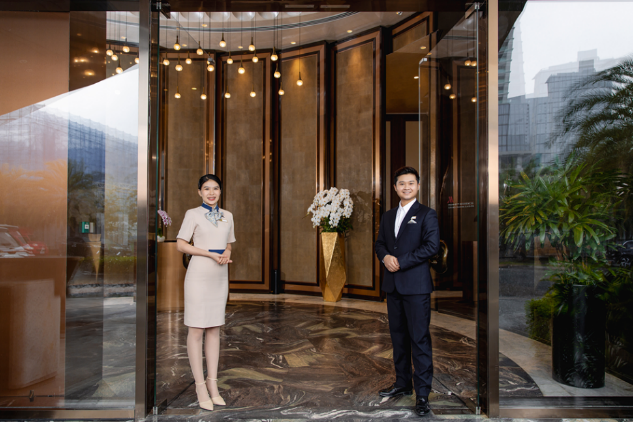 Masterise Property Management mang đến dịch vụ tiền sảnh chuy&ecirc;n nghiệp v&agrave; đội ngũ kỹ thuật tận t&acirc;m, c&ugrave;ng với nhiều dịch vụ to&agrave;n diện kh&aacute;c cho cư d&acirc;n. &nbsp;