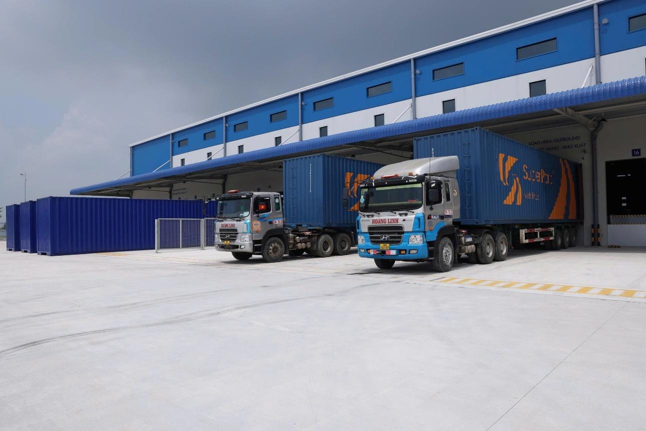 Trong lĩnh vực logistics, T&amp;T Group cũng khẳng định vị thế với dự &aacute;n si&ecirc;u cảng Vietnam SuperPortTM