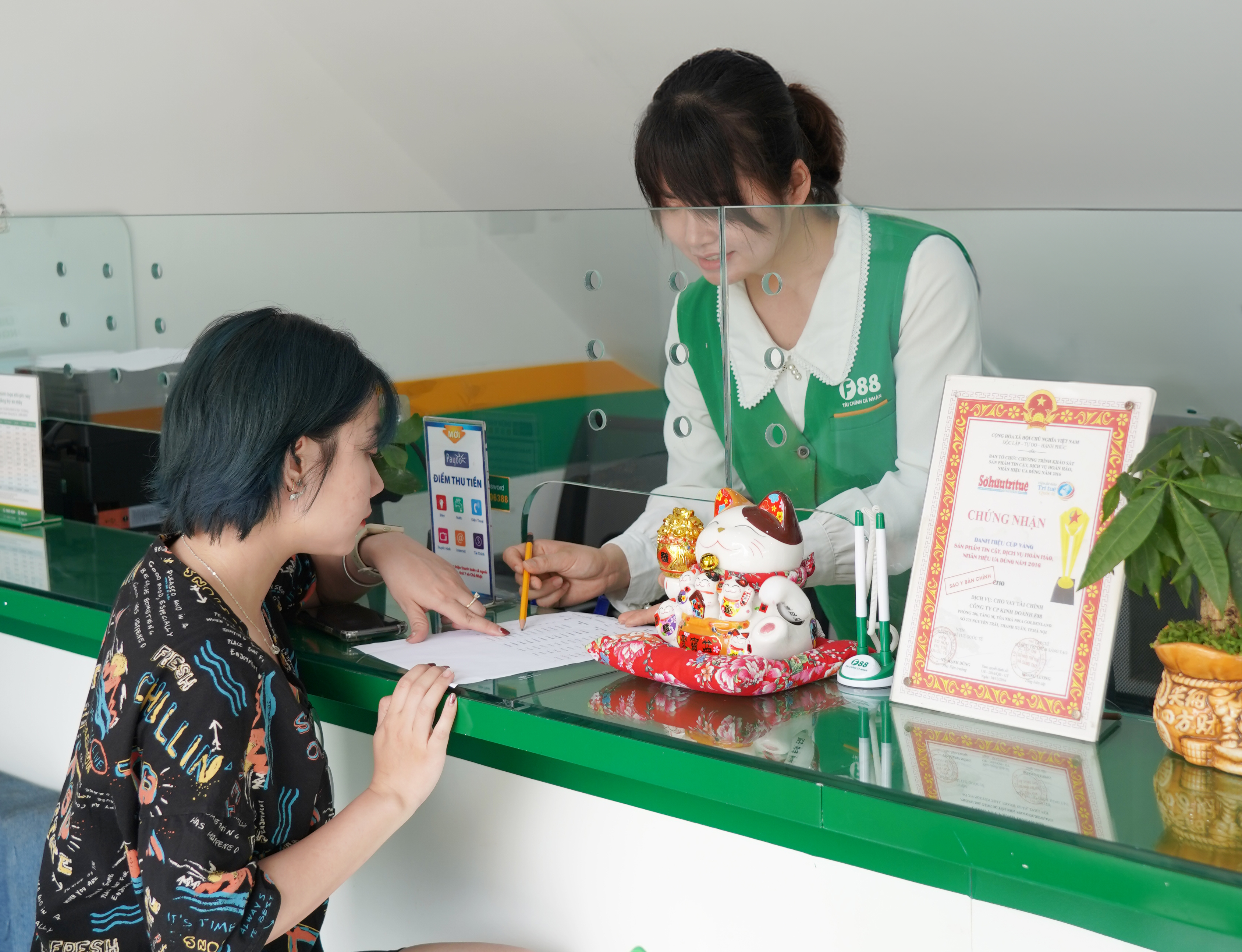 F88 đẩy mạnh b&#236;nh đẳng giới th&#244;ng qua g&#243;i t&#224;i trợ từ Quỹ Ch&#237;nh phủ &#218;c - Ảnh 1