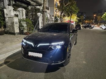 Chủ xe VF 8: Mua xe vì an toàn, đáp ứng nhu cầu sử dụng của gia đình - Ảnh 1