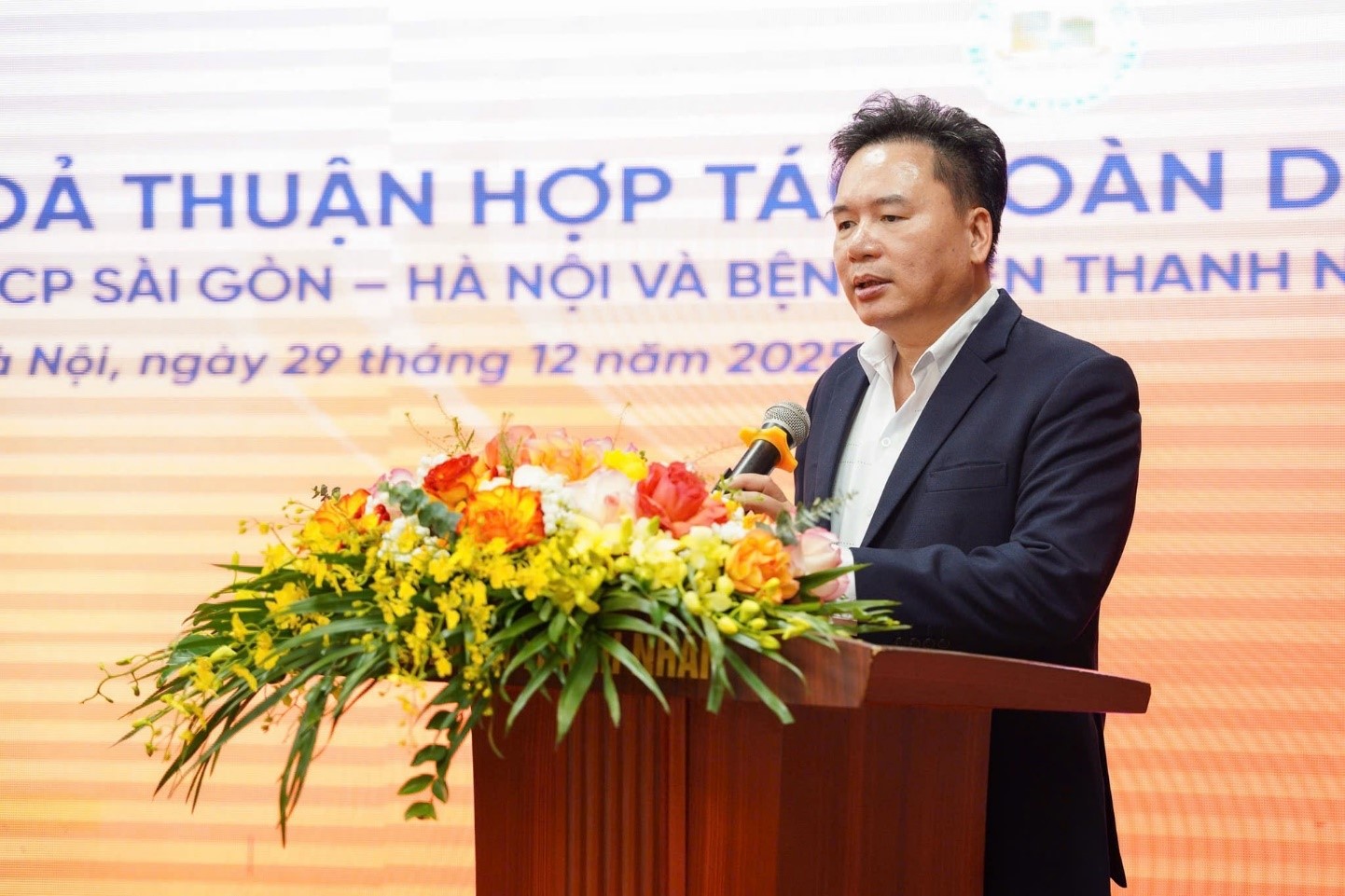 &Ocirc;ng Nguyễn Văn Thường, Gi&aacute;m đốc Bệnh viện Thanh Nh&agrave;n