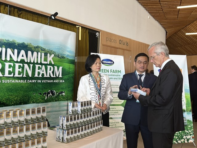 Sữa tươi Vinamilk Green Farm được giới thiệu tại Hội nghị sữa to&agrave;n cầu năm 2022 v&agrave; nhận được nhiều phản hồi t&iacute;ch cực
