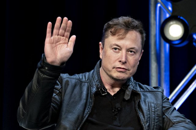 &Ocirc;ng chủ h&atilde;ng Tesla v&agrave; SpaceX Elon Musk l&agrave; một trong những tỷ ph&uacute; thuộc Top 10 người gi&agrave;u nhất thế giới theo b&igrave;nh chọn của Forbes.