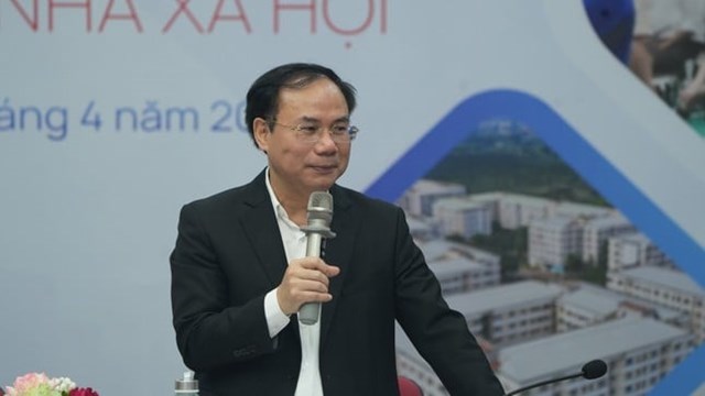 Thứ trưởng Bộ X&acirc;y dựng Nguyễn Văn Sinh.