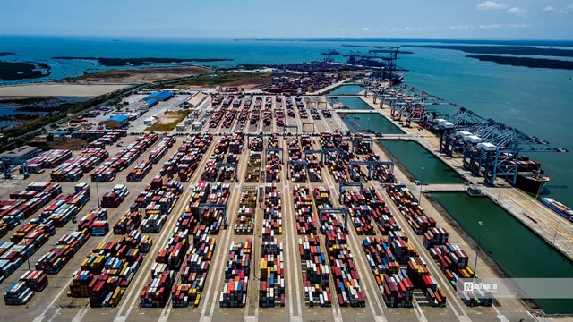 VSC hiện đang khai th&aacute;c 2 cảng tại Tp.Hải Ph&ograve;ng l&agrave; cảng Green Port v&agrave; cảng VIP Green (Ảnh: Phạm T&ugrave;ng)