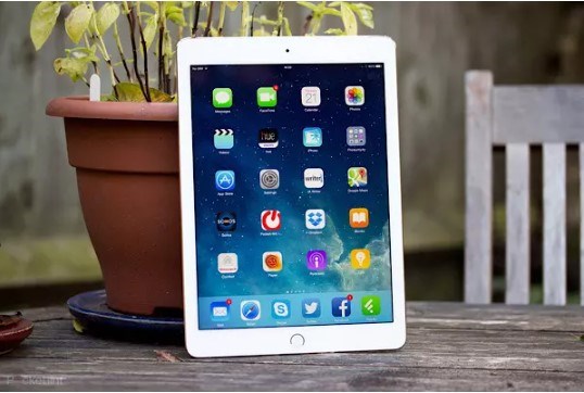 iPad Air 2 v&agrave; iPad Mini 2&nbsp;vừa được th&ecirc;m v&agrave;o danh s&aacute;ch c&aacute;c sản phẩm lỗi thời của Apple. Ảnh minh họa