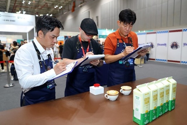 Vinamilk đồng h&#224;nh c&#249;ng c&#225;c Barista tại cuộc thi Quốc tế Asia Latte Art Battle - Ảnh 2
