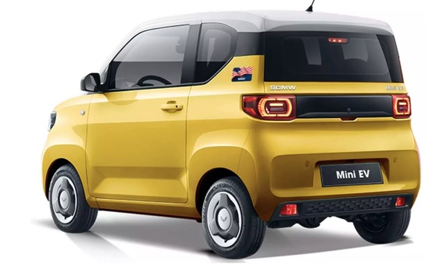 Từ th&aacute;ng 1/2024, Wuling HongGuang Mini EV (hay Wuling Mini EV) được gọi với t&ecirc;n mới l&agrave; Mini EV. Động th&aacute;i n&agrave;y l&agrave;m dấy l&ecirc;n những &yacute; kiến tr&aacute;i chiều. Đa số cho rằng sự thay đổi n&agrave;y sẽ khiến kh&aacute;ch h&agrave;ng nhầm lẫn thương hiệu v&agrave; xuất xứ của chiếc xe