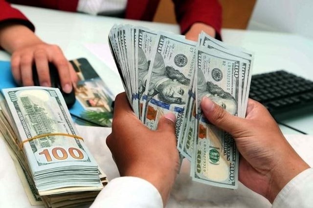 Gi&#225; USD ng&#226;n h&#224;ng lập đỉnh mới, vượt 26.200 đồng - Ảnh 1