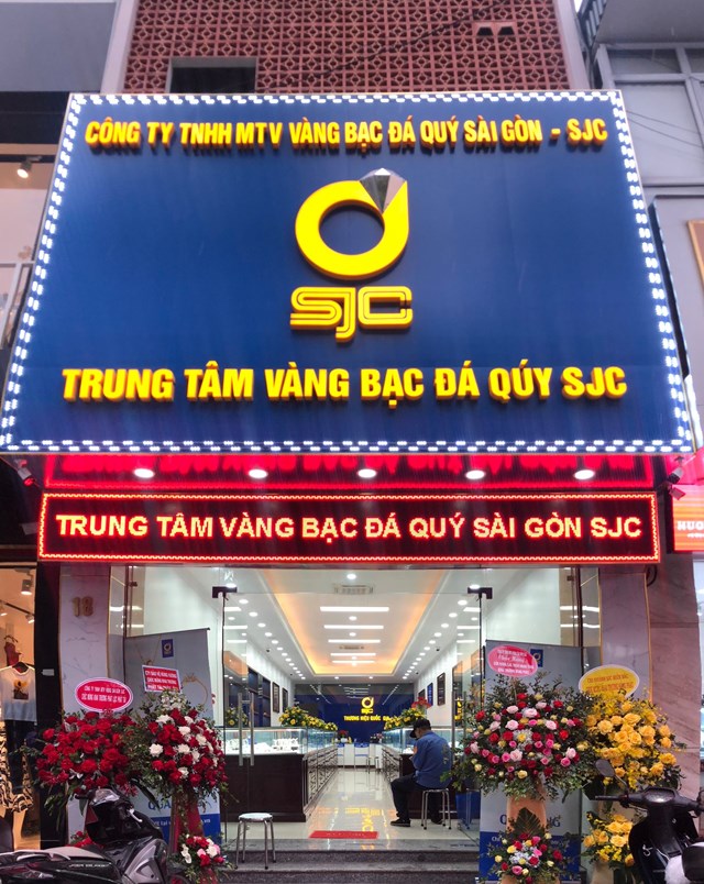 Nghịch l&#253; kinh doanh đ&#225;ng ch&#250; &#253; tại SJC trước khi bị thanh tra - Ảnh 1