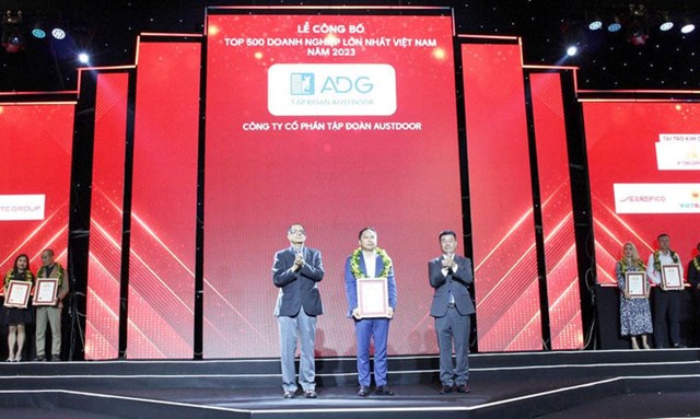 Tập đo&agrave;n Austdoor nằm trong top 500 doanh nghiệp lớn nhất Việt Nam.