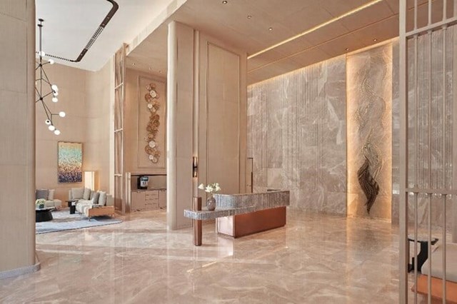 Sảnh ch&iacute;nh chuẩn kh&aacute;ch sạn 5 sao của Khu căn hộ h&agrave;ng hiệu Marriott tại t&ograve;a Lake, Grand Marina, Saigon. Ảnh: Masterise Homes