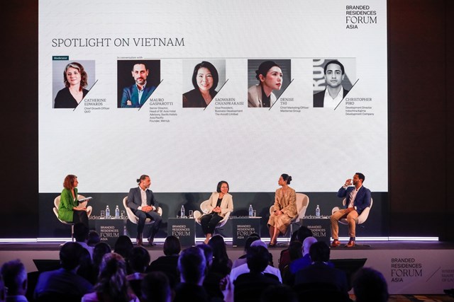 B&agrave; Thi Anh Đ&agrave;o, Gi&aacute;m đốc Khối Marketing Masterise Group đ&atilde; c&oacute; nhiều chia sẻ gi&aacute; trị tại Branded Residences Forum Asia 2025
