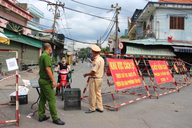 Người nộp thuế tại Tp.HCM kh&ocirc;ng bị phạt chậm nộp hồ sơ do thực hiện gi&atilde;n c&aacute;ch theo Chỉ thị 16/CT-TTg.