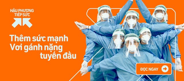 Người phụ nữ đi d&#233;p tổ ong ph&#225;t tiền gi&#250;p người về qu&#234;: &quot;L&#224;m được bao nhi&#234;u t&#244;i tặng hết cho b&#224; con&quot; - Ảnh 4