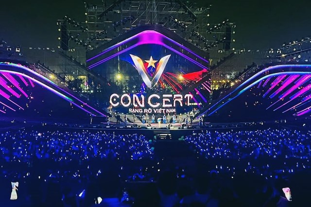 &#39;V-Concert Rạng rỡ Việt Nam&#39;: &#39;Đ&#234;m huyền thoại&#39; k&#237;ch hoạt th&#224;nh phố Expo đầu ti&#234;n tại Việt Nam - Ảnh 4