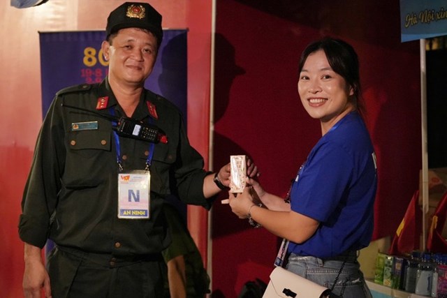 Vinamilk h&#242;a nhịp c&#249;ng triệu tr&#225;i tim mừng 80 năm Quốc kh&#225;nh - Ảnh 5