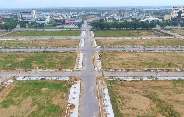 Trung t&acirc;m dịch vụ đấu gi&aacute; Thanh H&oacute;a cho biết đơn vị n&agrave;y chuẩn bị phối hợp tổ chức đấu gi&aacute; 33 l&ocirc; đất tại phường Tĩnh Gia, tỉnh Thanh Ho&aacute;.&nbsp;