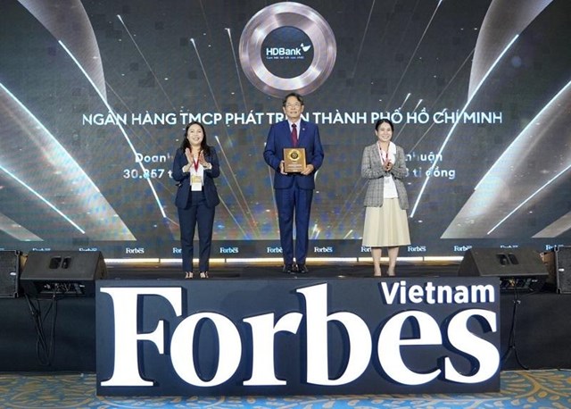 HDBank vào Top 50 doanh nghiệp niêm yết tiêu biểu nhất 2025 - Ảnh 1