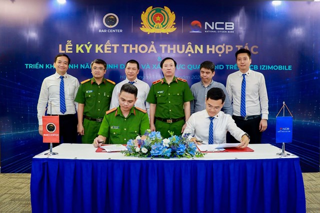 NCB v&agrave; trung t&acirc;m RAR k&yacute; thỏa thuận hợp t&aacute;c triển khai t&iacute;nh năng định danh v&agrave; x&aacute;c thực qua VNeID tr&ecirc;n NCB iziMobile &nbsp;