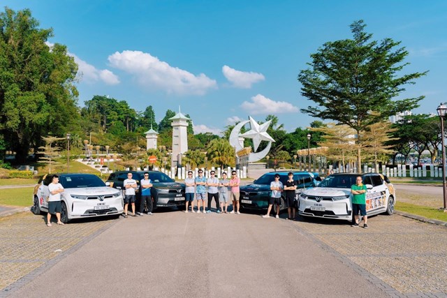 Vị chủ xe mong muốn thực hiện th&ecirc;m nhiều chuyến đi xa hơn với VF 9.