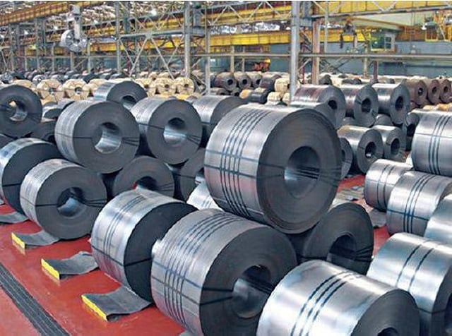 EU ch&iacute;nh thức &aacute;p thuế chống b&aacute;n ph&aacute; gi&aacute; với th&eacute;p c&aacute;n n&oacute;ng Việt Nam.