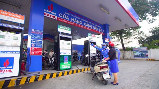 PVOil: Gi&#225; dầu giảm s&#226;u &#39;thổi bay&#39; 87% lợi nhuận - Ảnh 1