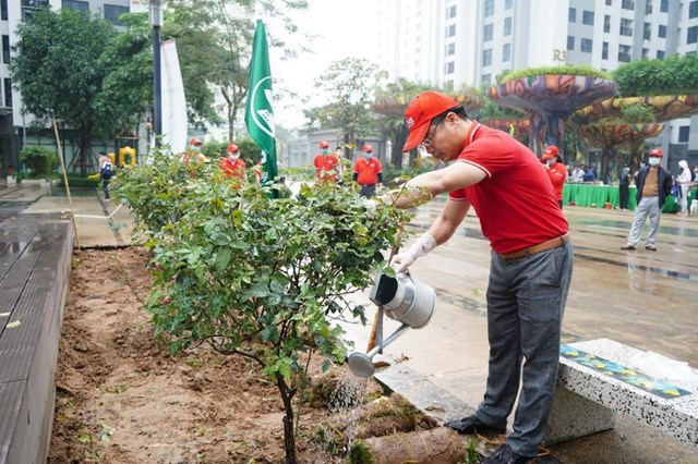 Chiến dịch Green Day tại khu đ&ocirc; thị Goldmark City do TNPM - c&ocirc;ng ty th&agrave;nh vi&ecirc;n của ROX Key thực hiện &nbsp;