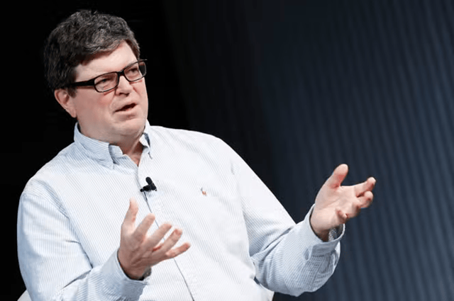 GS. Yann LeCun thể hiện sự lạc quan với tương lai của tr&iacute; tuệ nh&acirc;n tạo (Ảnh: Technology Review) &nbsp;