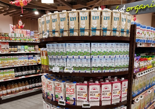 Sản phẩm sữa Organic của Vinamilk tại Singapore, một trong những thị trường &ldquo;kh&oacute;&rdquo; đ&atilde; được doanh nghiệp chinh phục &nbsp;