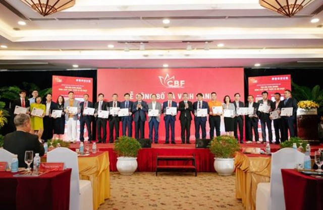 20 doanh nghiệp vinh dự nhận danh hiệu &ldquo;Doanh nghiệp đạt chuẩn văn h&oacute;a kinh doanh Việt Nam&rdquo; năm 2023 &nbsp;