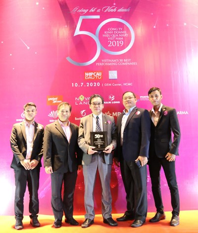 HDBank tiếp tục v&#224;o Top 50 C&#244;ng ty kinh doanh hiệu quả nhất Việt Nam - Ảnh 1