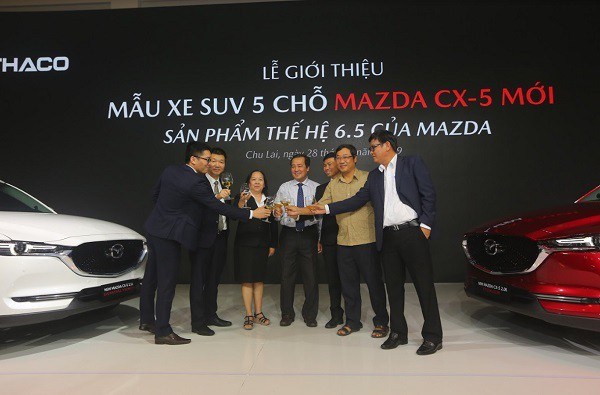 Mẫu xe SUV 5 chỗ Mazda CX-5 mới - Sản phẩm thế hệ 6.5 của Mazda ch&#237;nh thức ra mắt tại Việt Nam - Ảnh 1