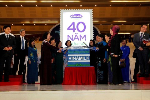 Vinamilk 40 năm nu&#244;i dưỡng ước mơ vươn cao Việt Nam - Ảnh 4